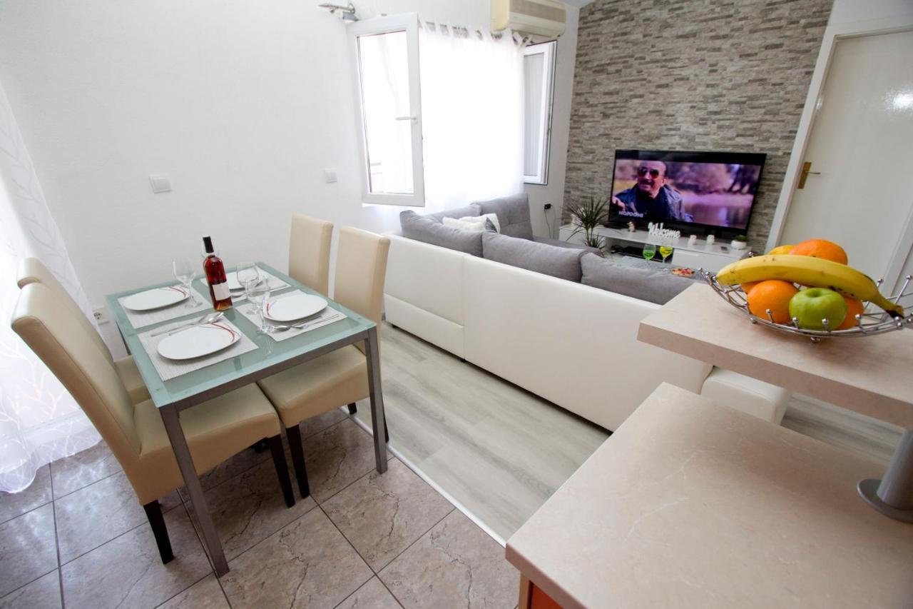 Apartment Toni Makarska Eksteriør bilde