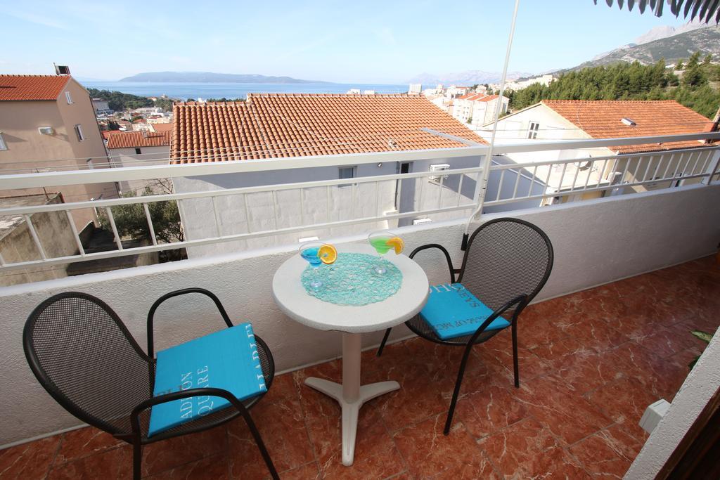 Apartment Toni Makarska Eksteriør bilde